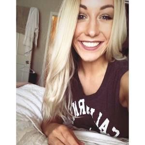 Meet your Posher, Stephanie